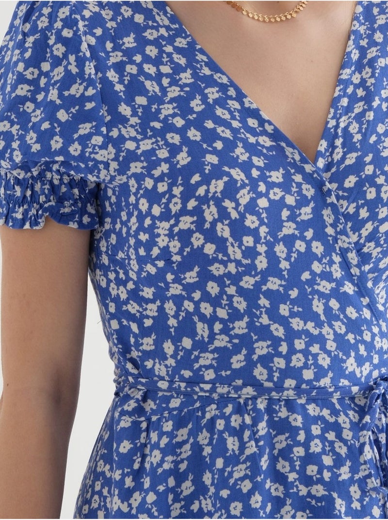 Mini-robe fleurie à manches bouffantes et col surplis avec cordon de serrage hiccup Bleu - Kiabi