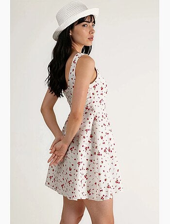 Mini-robe florale coupe a avec col ras du cou hiccup