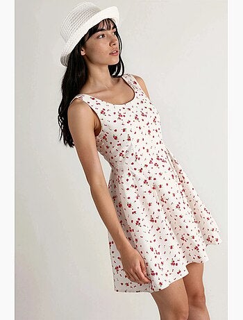 Mini-robe florale coupe a avec col ras du cou hiccup