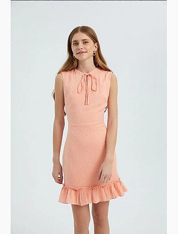 Mini-robe sans manches à volants et col rond avec cordon de serrage hiccup