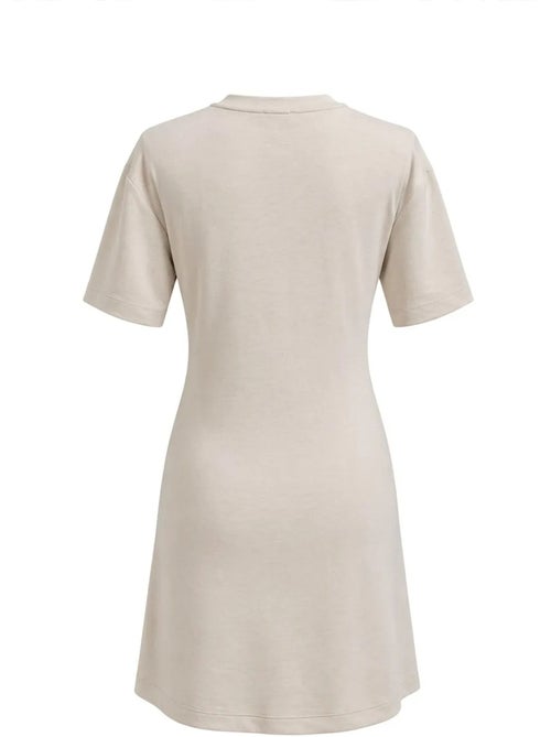 Mini t-shirtjurk met ronde hals en steenaccessoire mixray - Kiabi Mini t-shirtjurk met ronde hals en steenaccessoire mixray - Kiabi
