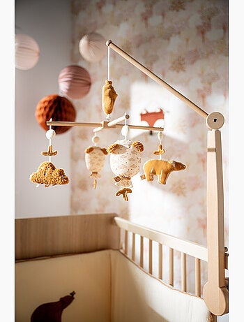 Mobile musical en bois avec jouets ours en gaze de coton - sauthon