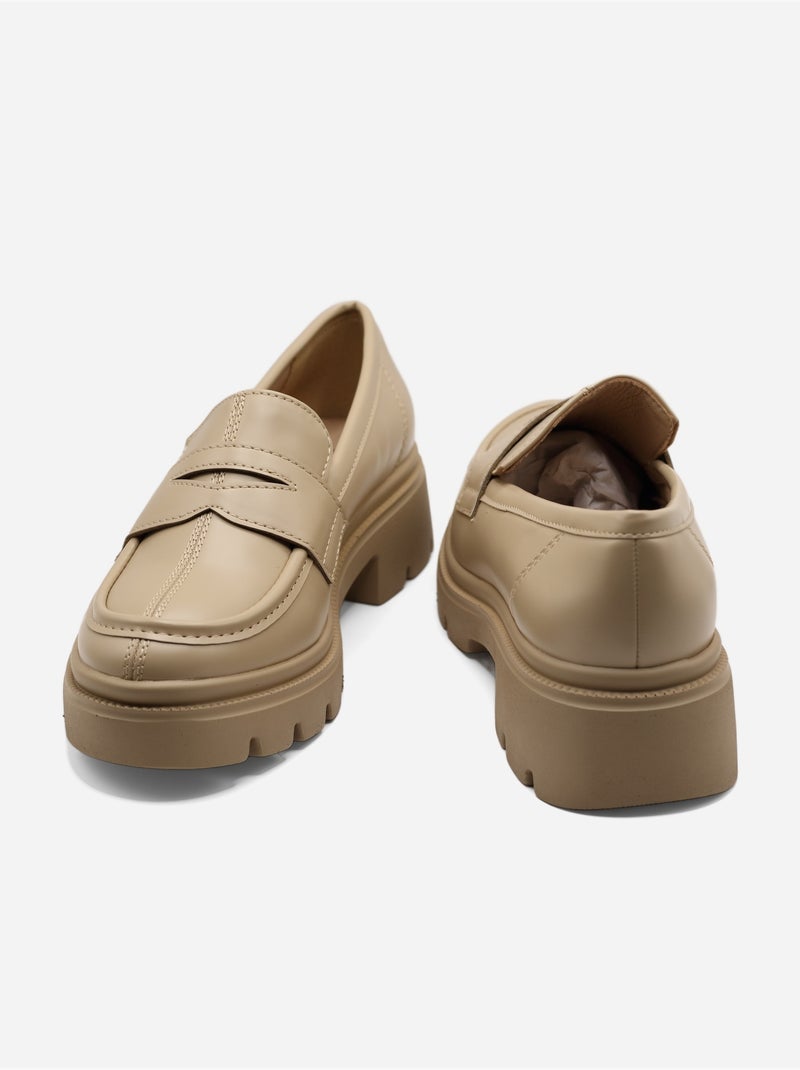 Mocassins à enfiler Beige - Kiabi
