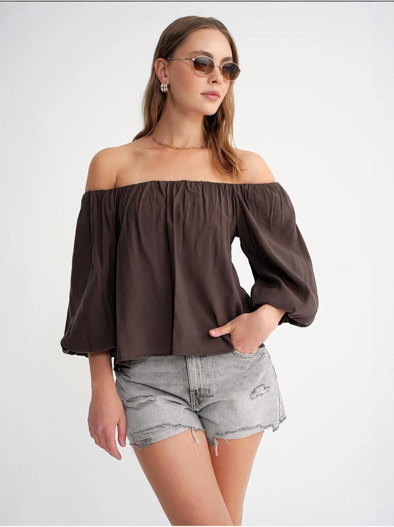 Modaalmix blouse met madonnakraag en ruchesdetail mixray Donkerbruin - Kiabi