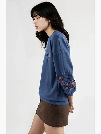 Modal touch sweatshirt met ronde hals en borduursel, bersan-collectie hiccup