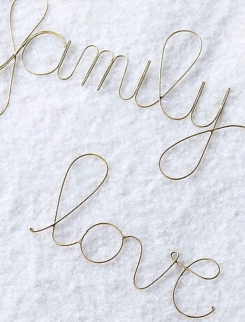 Mot fil de laiton doré "love