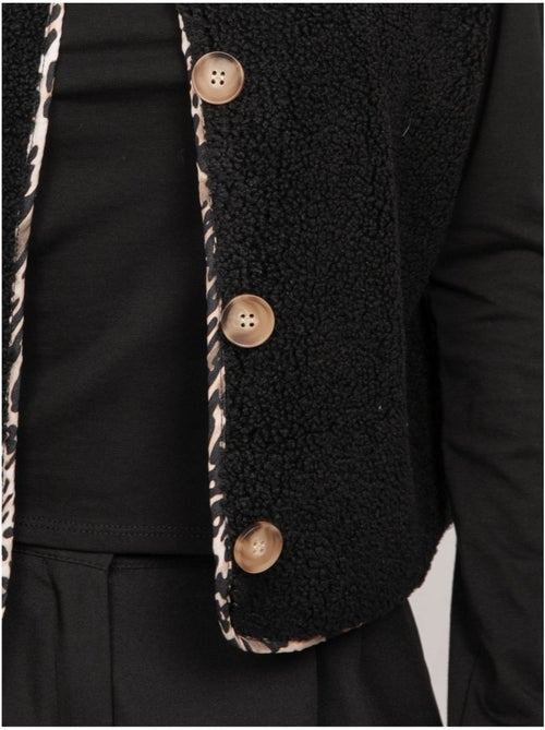 Mouwloos sherpa gilet met luipaardafwerking umalia - Kiabi Mouwloos sherpa gilet met luipaardafwerking umalia - Kiabi