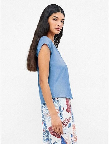 Mouwloos shirt in blauwe kleur