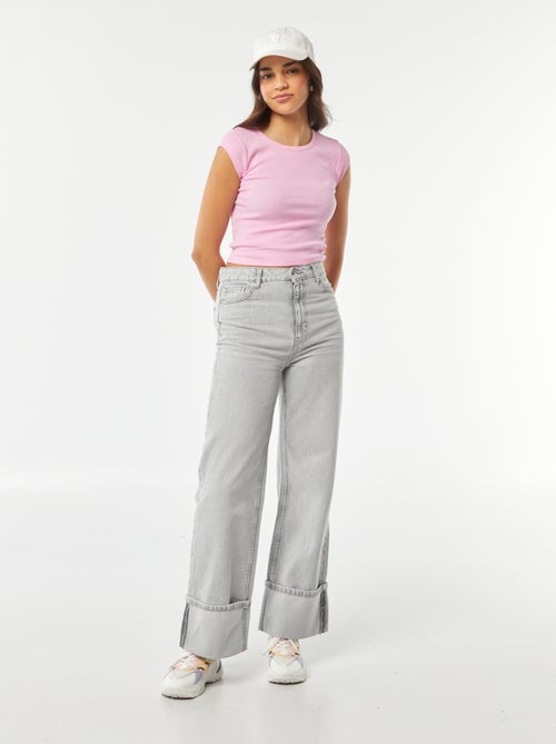 Mouwloos T-shirt met opengewerkt detail onderaan het rugpand - Kiabi