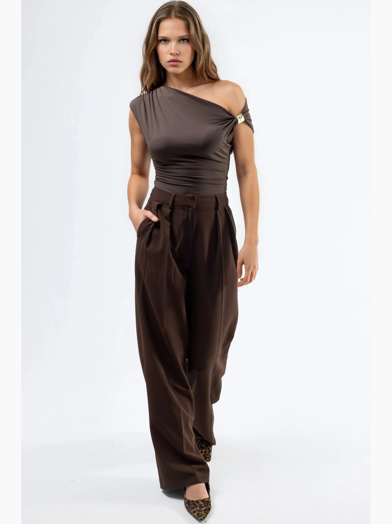 Mouwloos top asymmetrische halslijn accessoire detail hiccup Lichtbruin - Kiabi