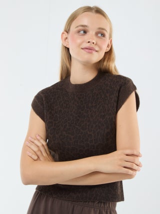 Mouwloos truitje van warm tricot