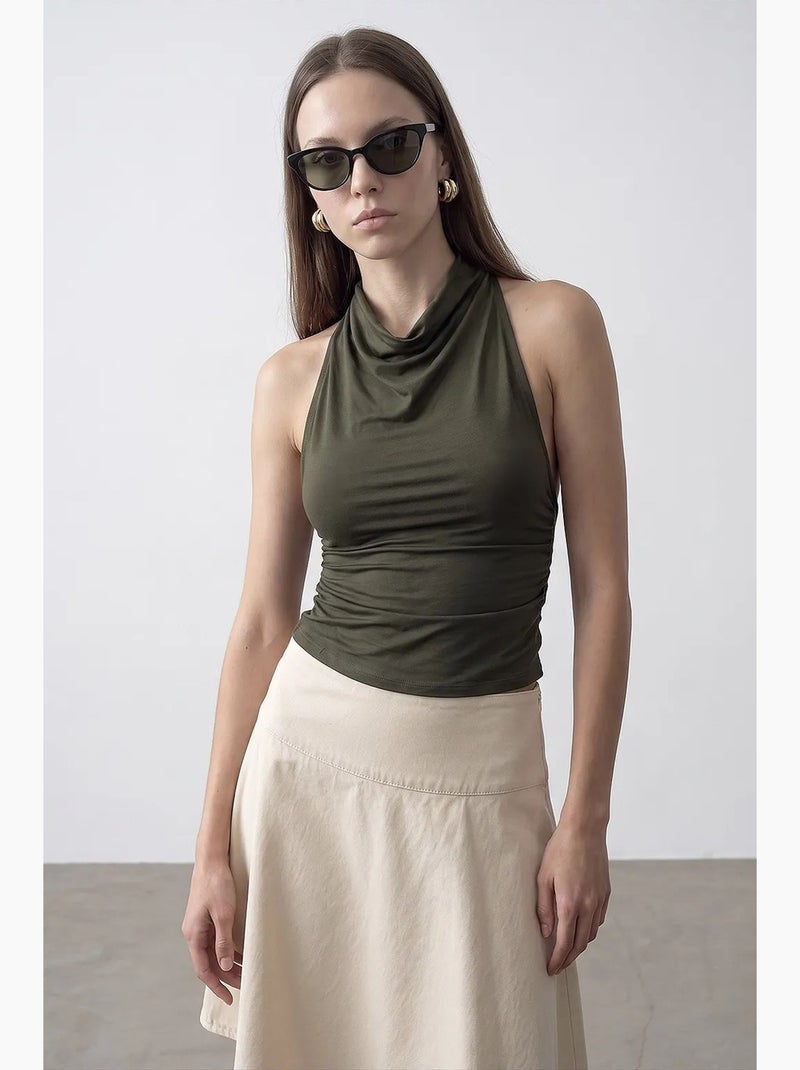 Mouwloze blouse met watervalhals en open rug dilvin Kaki - Kiabi