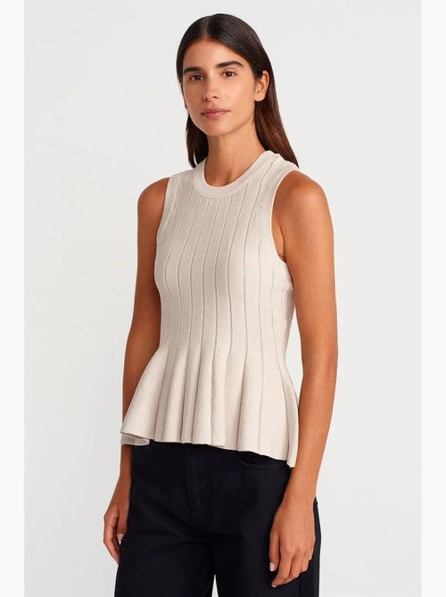 Mouwloze blouse van ribgebreid met ruches dilvin - Kiabi Mouwloze blouse van ribgebreid met ruches dilvin - Kiabi