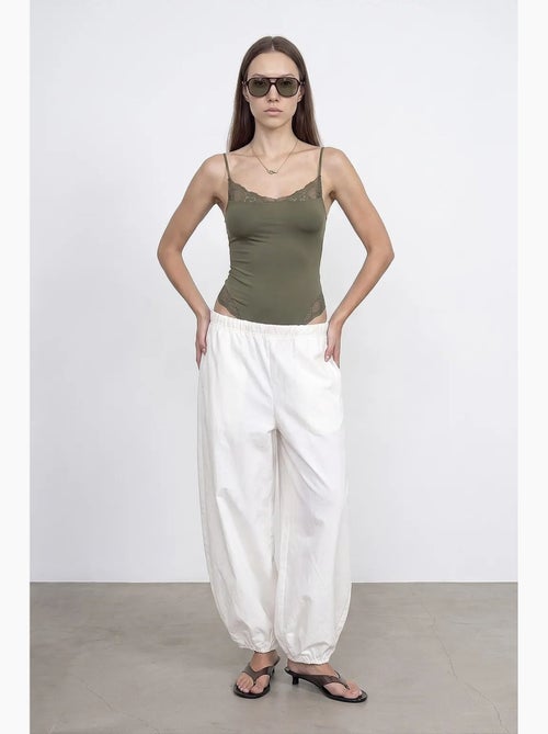 Mouwloze bodyblouse van kant, slim fit dilvin - Kiabi