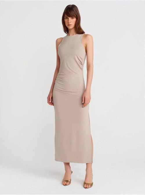 Mouwloze bodycon maxijurk met split dilvin - Kiabi Mouwloze bodycon maxijurk met split dilvin - Kiabi