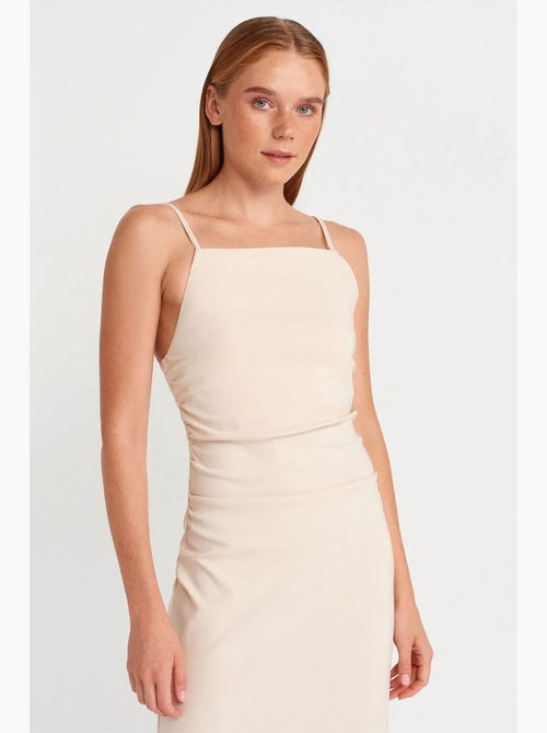 Mouwloze bodycon midi-jurk dilvin - Kiabi Mouwloze bodycon midi-jurk dilvin - Kiabi