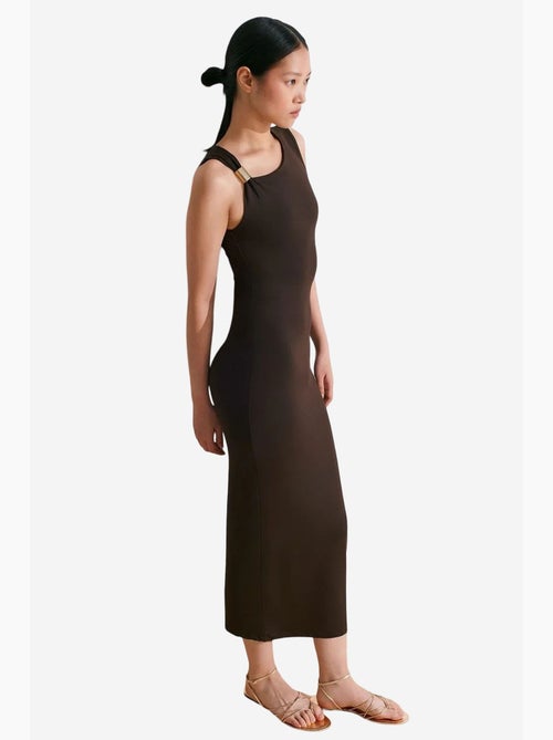 Mouwloze bodycon midi-jurk met accessoiredetail dilvin - Kiabi Mouwloze bodycon midi-jurk met accessoiredetail dilvin - Kiabi