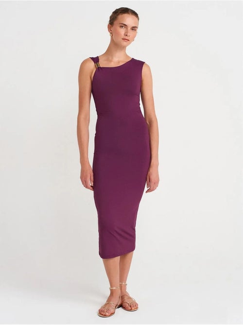 Mouwloze bodycon midi-jurk met accessoiredetail dilvin - Kiabi Mouwloze bodycon midi-jurk met accessoiredetail dilvin - Kiabi
