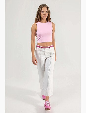 Mouwloze gebreide blouse met boothals busem