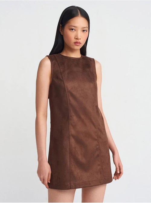 Mouwloze mini-jurk van imitatieleer dilvin - Kiabi Mouwloze mini-jurk van imitatieleer dilvin - Kiabi