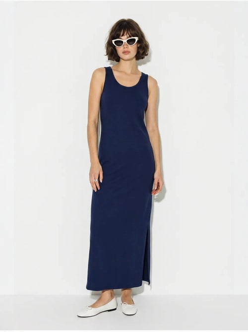 Mouwloze rechte maxi-jurk met split lucci - Kiabi Mouwloze rechte maxi-jurk met split lucci - Kiabi