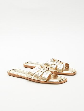 Muiltjes van imitatieleer met craquelé-effect