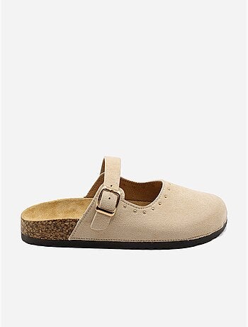 Mules à ardillon clouté