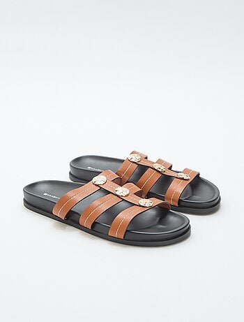 Mules avec boutons dorés fantaisies