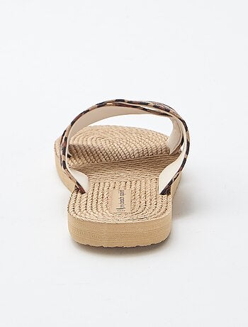 Mules avec lanières croisées en textile