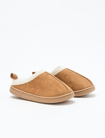 Mules en suédine avec détail