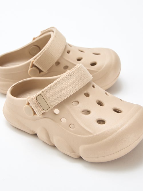 Mules fermées de plage unie - Kiabi