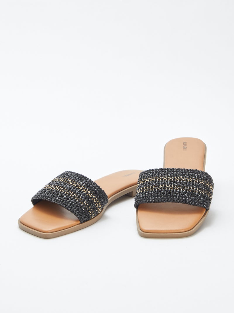 Mules plates avec bride type paille NOIR - Kiabi