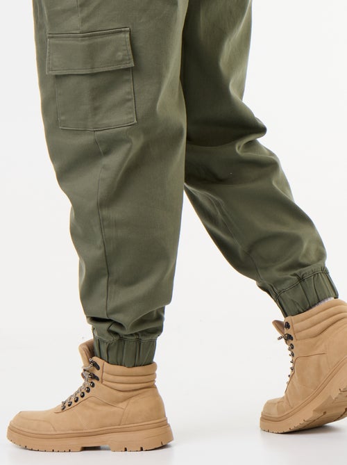 Multizakkenbroek met elastische taille - Kiabi Multizakkenbroek met elastische taille - Kiabi