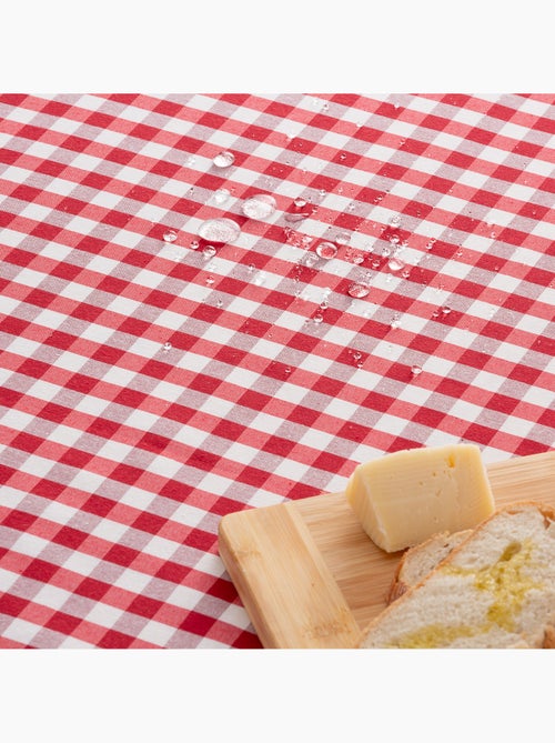 Nappe anti-taches à carreaux vichy, tissée, toucher textile - Gamusi. - Kiabi Nappe anti-taches à carreaux vichy, tissée, toucher textile - Gamusi. - Kiabi