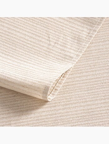Nappe antitache avec tissu texturé à fines rayures - Gamusi.