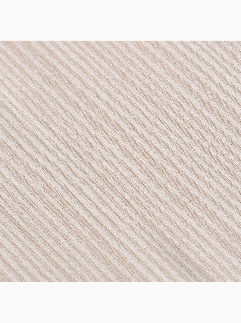 Nappe antitache avec tissu texturé à fines rayures - Gamusi. Ocre - Kiabi