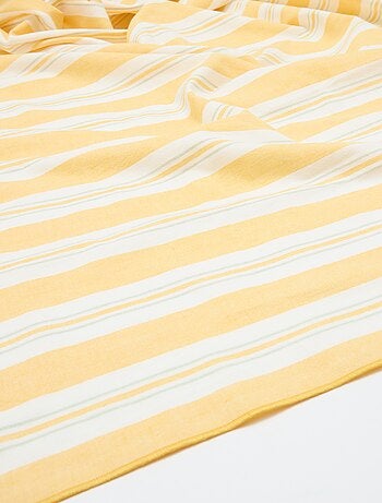 Nappe imprimée à carreaux