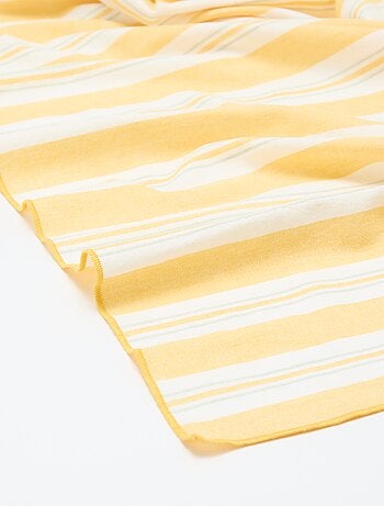 Nappe imprimée à carreaux