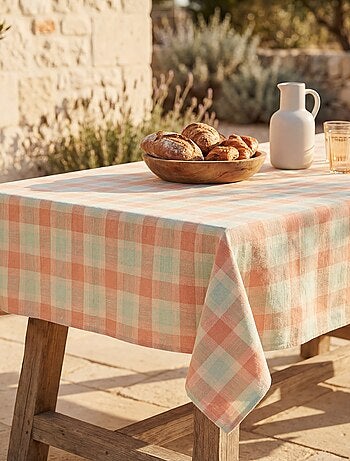 Nappe imprimée à carreaux