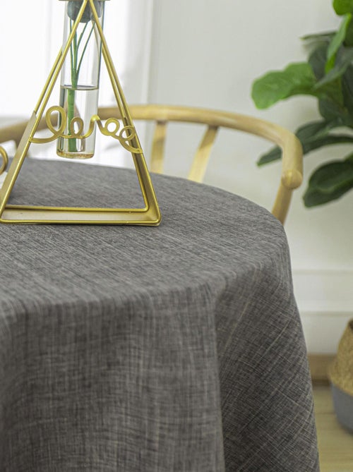 Nappe ronde infroissable et anti-tâches - Kiabi Nappe ronde infroissable et anti-tâches - Kiabi