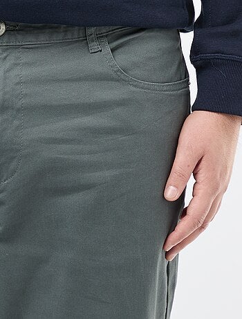 Nauwsluitende broek met 5 zakken L34