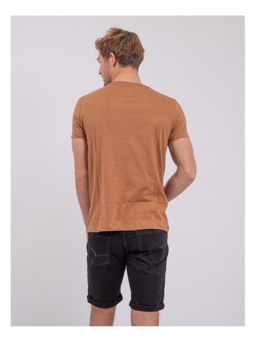NUMATIS T-shirt met korte mouwen, ronde hals en gemaakt van puur katoen. - Kiabi NUMATIS T-shirt met korte mouwen, ronde hals en gemaakt van puur katoen. - Kiabi