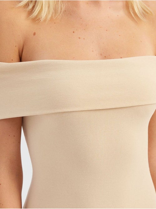 Off shoulder mini bodycon jurk hiccup - Kiabi Off shoulder mini bodycon jurk hiccup - Kiabi