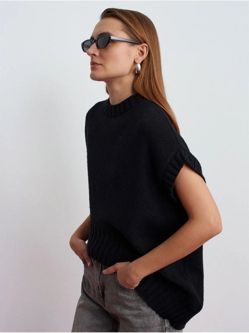 Oversized geribde gebreide pullunder dilvin - Kiabi Oversized geribde gebreide pullunder dilvin - Kiabi