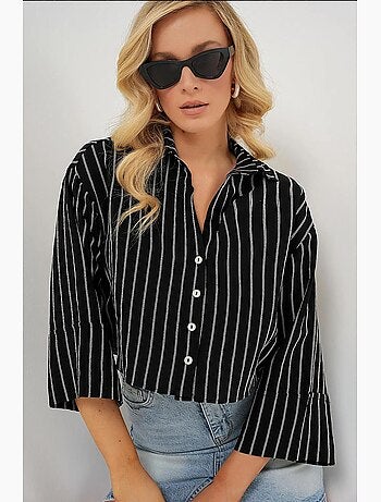 Oversized gestreept cropped overhemd met knoopsluiting bdart