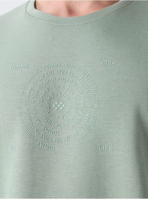 Oversized t-shirt van katoenmix met ronde hals tommy - Kiabi Oversized t-shirt van katoenmix met ronde hals tommy - Kiabi