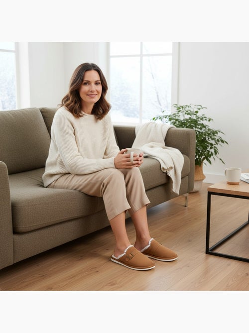 Ozabi mules femme, aspect daim, broderie scandinave, doublure fourrure - Kiabi Ozabi mules femme, aspect daim, broderie scandinave, doublure fourrure - Kiabi