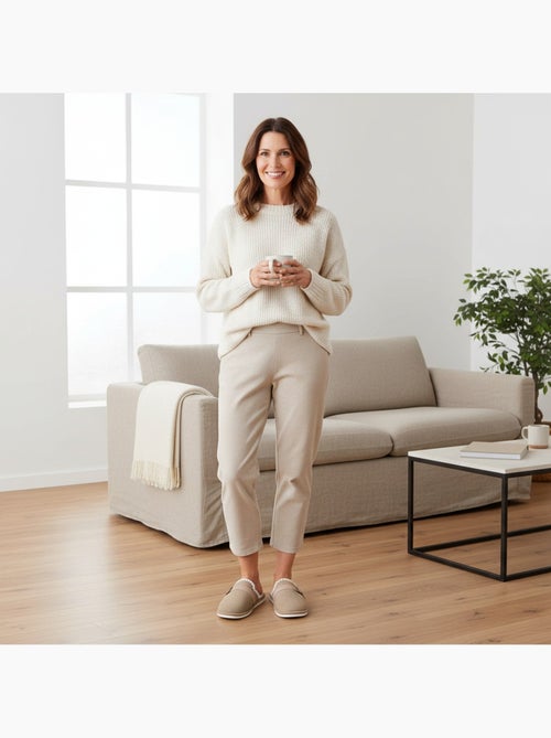 Ozabi mules femme, aspect daim, broderie scandinave, doublure fourrure - Kiabi Ozabi mules femme, aspect daim, broderie scandinave, doublure fourrure - Kiabi