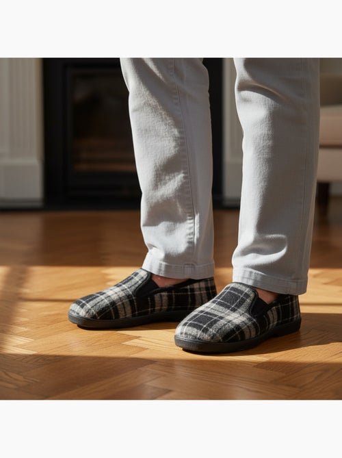 Ozabi pantoufles charentaises homme fourrées carreaux écossais antidérapantes - Kiabi Ozabi pantoufles charentaises homme fourrées carreaux écossais antidérapantes - Kiabi