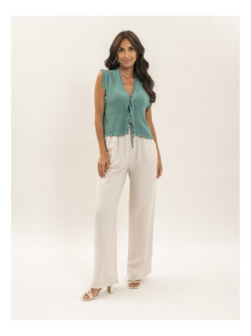 OZAKIA mouwloze blouse met smockwerk - Kiabi OZAKIA mouwloze blouse met smockwerk - Kiabi